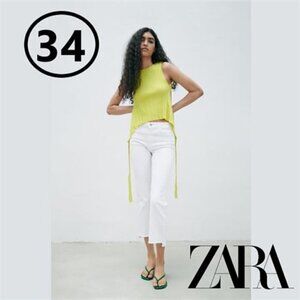 Zara, Women's High rise Mini Flare Pant - White. Size: 2 (US). NWT